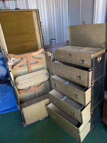 Antique VTG 1923 Henry Likly Standing Wardrobe Steamer Trunk W/ Original Hangers Cover