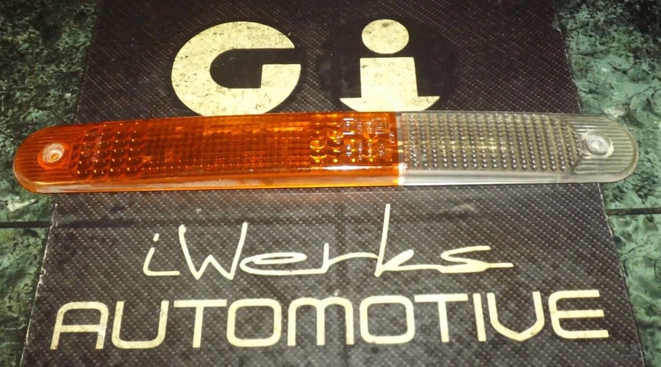 (1) 90-95 Lotus Elan S1 S2 / Esprit / Mclaren F1 Front Right Turn Signal Lens FR - Image 1 of 4