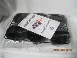 NEW - NORPRO Black Non Stick Mini Angel Food Cake Baking Pan Makes 6 Mini Cakes - Picture 1 of 4