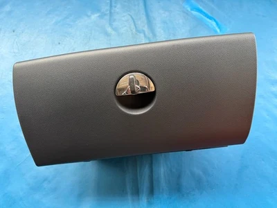 2001 - 2006 BMW Mini One/Cooper/S перчаточный ящик (R50/R52/R53) только правый руль - Изображение 1 из 4