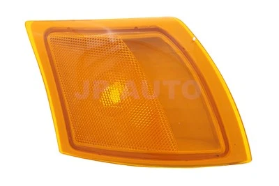 Luz de esquina lado del pasajero Saturn VUE 2002-2005 Foto 1 de 4
