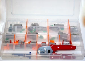 DEUTSCH 116 PCS CONNECTOR KIT DT SERIES WITH CRIMPING TOOL - Picture 1 of 6