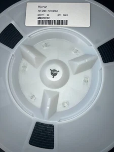 MT4C1M16E5DJ-5 Z - Picture 1 of 3