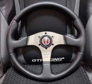 MOMO RACE steering wheel 35Φ with Honda horn button  NSX S2000 Civic Integra Fit - Picture 1 of 9