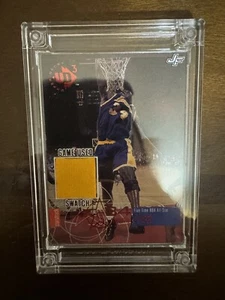 Shaquille O'Neal Warm Up Uniform Patch From 00-01 Season - Bild 1 von 4