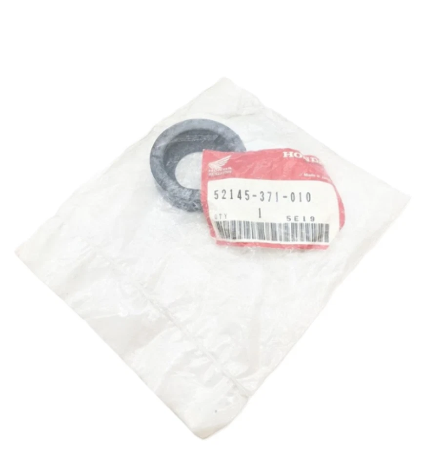 Nuevo de Lote Antiguo Honda 1975-1979 GL1000 Goldwing Brazo Sello Antipolvo Cubierta OEM 52145-371-010 Foto 1 de 1