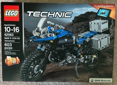 LEGO TECHNIC: BMW R 1200 GS Adventure (42063) Foto 1 de 2