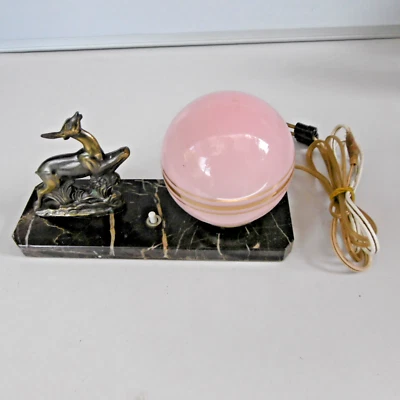ancienne lampe de chevet biche et boule rose sur marbre - Photo 1/4