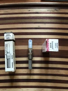 (2) Gatewood Needle Jet Nozzles,screened .030 Ruby insert,trim squirt,DripShield - Picture 1 of 4