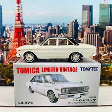 Tomytec Tomica Limited Vintage 1/64 Nissan Cedric White/Black LV-37b