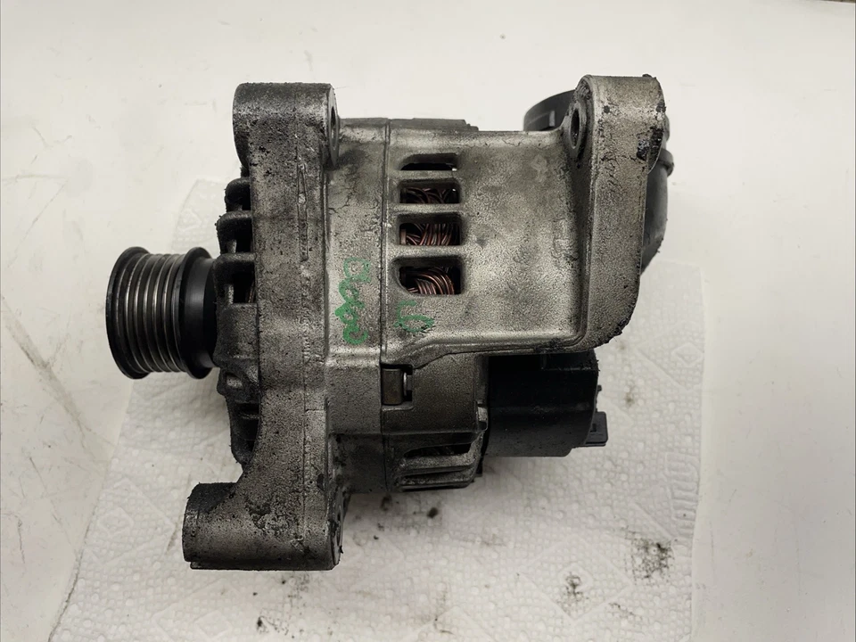ALTERNADOR OE PARA AUDI A8 1997 1998-1999 3,7 L 1997-1999 A8 Quattro 4,2 L AL0708X Foto 1 de 4