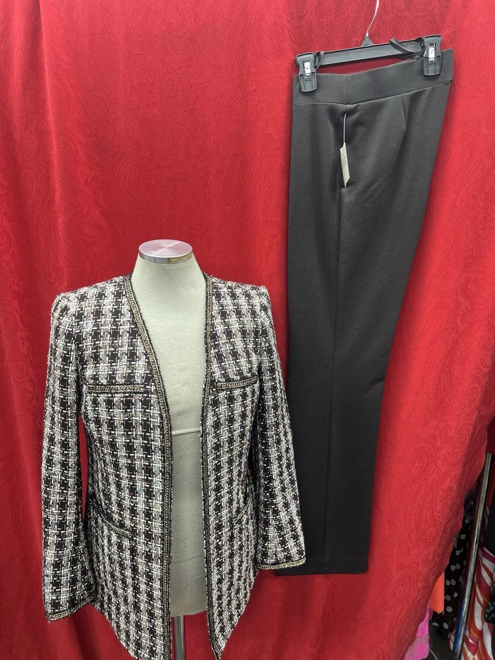 "TRAJE PANTALÓN ANNE KLEIN/NUEVO CON ETIQUETA/MINORISTA $249/TALLA 2: ENTREPIERNA 30""" Foto 1 de 1