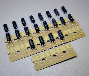 20 Stück Frolyt Elkos 2,2 µF / 80 V - radial (M0805) - Picture 1 of 1