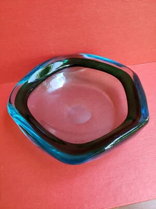 Scandinavian Accent Unique Hand-blown Bowl Modern European Design Influence - Picture 1 of 11