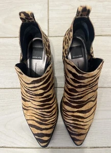 Botines en punta Dolce Vita Sonni pelo de tigre/becerro estampado animal mujer talla 9 - Imagen 1 de 9