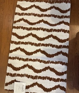 Thro Area Rug 46”X27” White Brown NEW - Picture 1 of 5