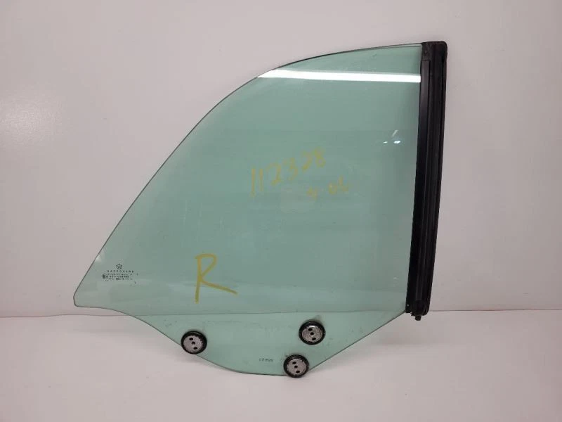 05-08 CHRYSLER PT CRUISER Passenger Right RH Quarter Glass Convertible 05067226A Foto 1 de 4