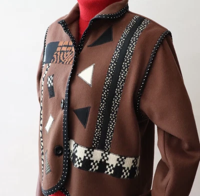 Chaqueta De Colección Art To Wear Apliques Lana por Lynn Murray Marrón, Negro Gráfico Talla Med Foto 1 de 4