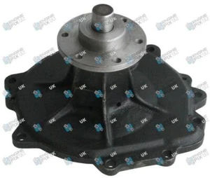 Tractor y bomba de agua combinada Case International/Farmall (673162C94) - Imagen 1 de 1