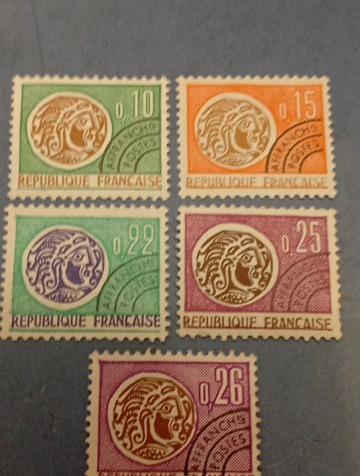 Lot Timbres Preobliteres Gomme Altère Voir Sans ( Un Seul Avec Belle Gomme. - Photo 1/2