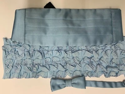 Juego de volantes, faja y pajarita LOOK VINTAGE AÑOS 70 en AZUL LT o VERDE COMO NUEVO Foto 1 de 4