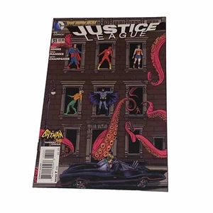 Justice League #31 The New 52 Batman ‘66 Variant Jessica Cruz 1st Full app 2014! - Picture 1 of 4