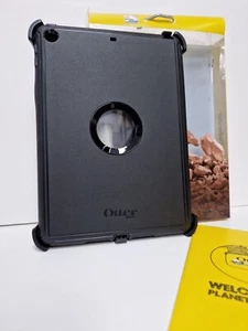 Otterbox iPad 5. 6. Gen (9,7") Hülle Defender Series Rugged Schwarz - Bild 1 von 4