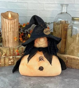 Halloween Decor Tabby the Groovy Witch Doll Honey & Me Primitive Fall - Picture 1 of 1