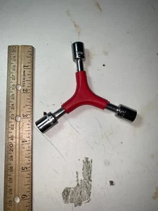 Handlicher Schraubenschlüssel RC Werkzeug Kompaktschlüssel 10 mm, 9 mm und 8 mm - Bild 1 von 12