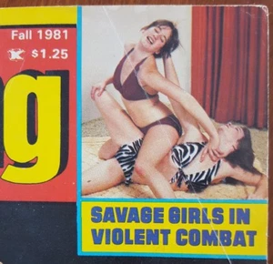 1981 Sports Review Wrestling * SAVAGE GIRLS in VIOLENT COMBAT * Apartment House! - Picture 1 of 12