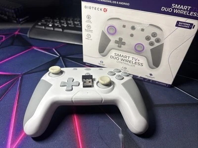 Gioteck Smart TV Game Controller For TV, PC, Mobile - Grey - Good Condition - Image 1 of 4