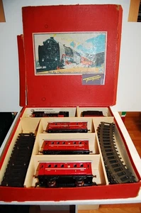 Fleischmann O Gauge Steam Locomotive E 325 + Tender + 3 Passenger Cars + 16 Tracks - Picture 1 of 24