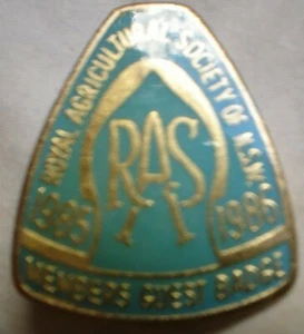 PIN ON BADGE BROOCH ORIGINAL APPROX 4 CM .GUEST 7860 RAS 1985 1986 - Foto 1 di 3