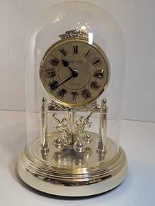 Seiko Quartz Jubiläumsuhr Messingfuß Glaskuppel 10" hoch Made in Japan, läuft - Bild 1 von 20