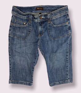 Lee One True Fit Lower on the Waist Blue Jean Size 8P Inseam 15 Bermuda shorts