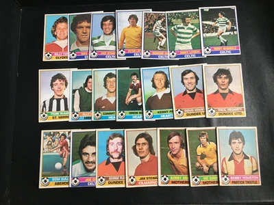 Topps gum Scottish football cards 1977 yellow backs x 21 inc 7 Celtic players - Image 1 of 4