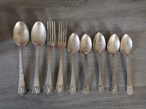 5 cucchiaini 2 forchette 2 cucchiai regina Ester Lady Esther 1935 placcato argento - Foto 1 di 10