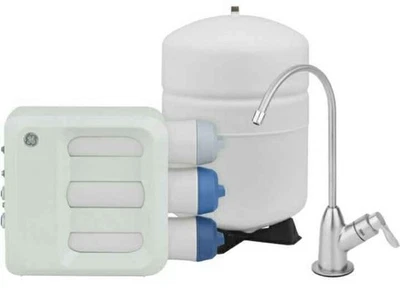 Sistema de filtración de agua de ósmosis inversa de 3 etapas GE debajo del fregadero con grifo Foto 1 de 4
