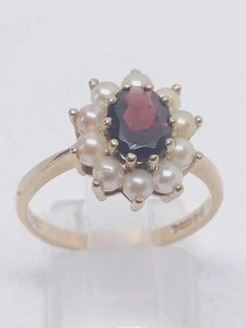 9 ct gold garnet and pearl cluster ring hallmarked london 1910 size Q - Picture 1 of 16