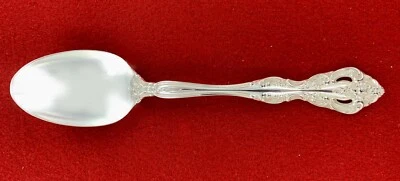 Oneida Michelangelo sterling silver No Monogram 6" Tea Spoon - Image 1 of 2