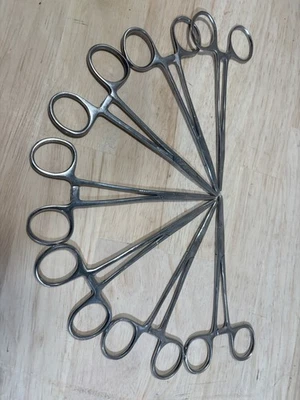 ⭐️Lot Of  7⭐️1970s S.S. Pakistan Surgical Forceps / Clamps Stainless Steel⭐️ - Image 1 of 4