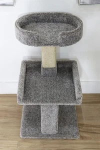 PRESTIGE CARPETED CAT PERCH FOR BIG CATS-FREE SHIPPING IN THE UNITED STATES - Picture 1 of 8