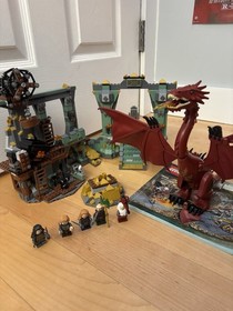 LEGO The Hobbit The Lonely Mountain&nbsp;set 79018 Smaug Lord Of The Rings Tolkien