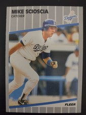 Mike Scioscia - Los Angeles Dodgers - 1989 Fleer Baseball Card #71