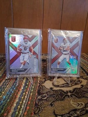 Lote Panini Elite Draft Picks Baker Mayfield 2018 ambas variaciones #139 Rookie RC Foto 1 de 4