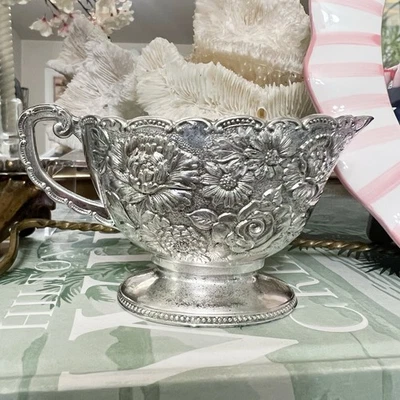 "Cuenco vintage festoneado japonés plateado crema/catch-all 4,25"" X 2,25""" Foto 1 de 4