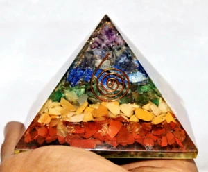 85MM Epoxy Resin Seven Chakra Chips Metaphysical Gift Healing Spiritual Pyramid - Picture 1 of 12