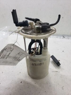 Bomba de combustible usada se adapta a: conjunto de bomba Nissan Altima 2007 grado A Foto 1 de 4