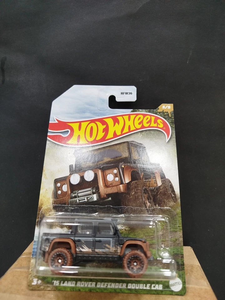 Hot Wheels Offroad Barro Land Rover Defender Double Cab - Imagen 1 de 3