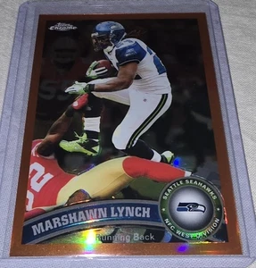 Marshawn Lynch 2011 Topps Chrome #18 arancione rifrattore parallelo Seattle Seahawks - Foto 1 di 7